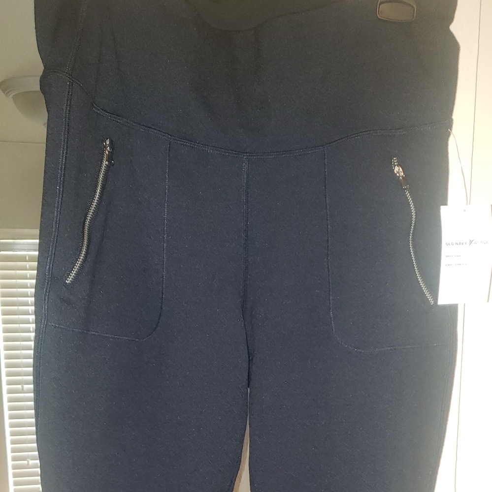 BRAND NEW OLD NAVY LEGGINGS